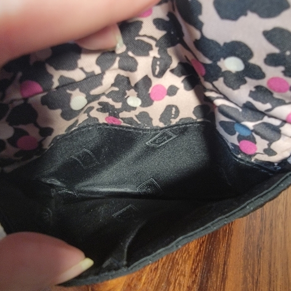 Vera Bradley Black Quilted Wallet with ID slot and flap snap pocket - Picture 13 of 16